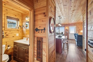 Main St-S0804-026.jpg