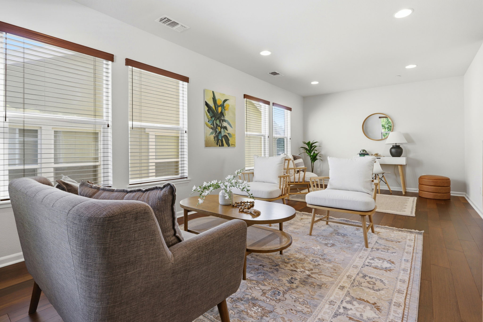 013_F8_112 Meadowview Ln