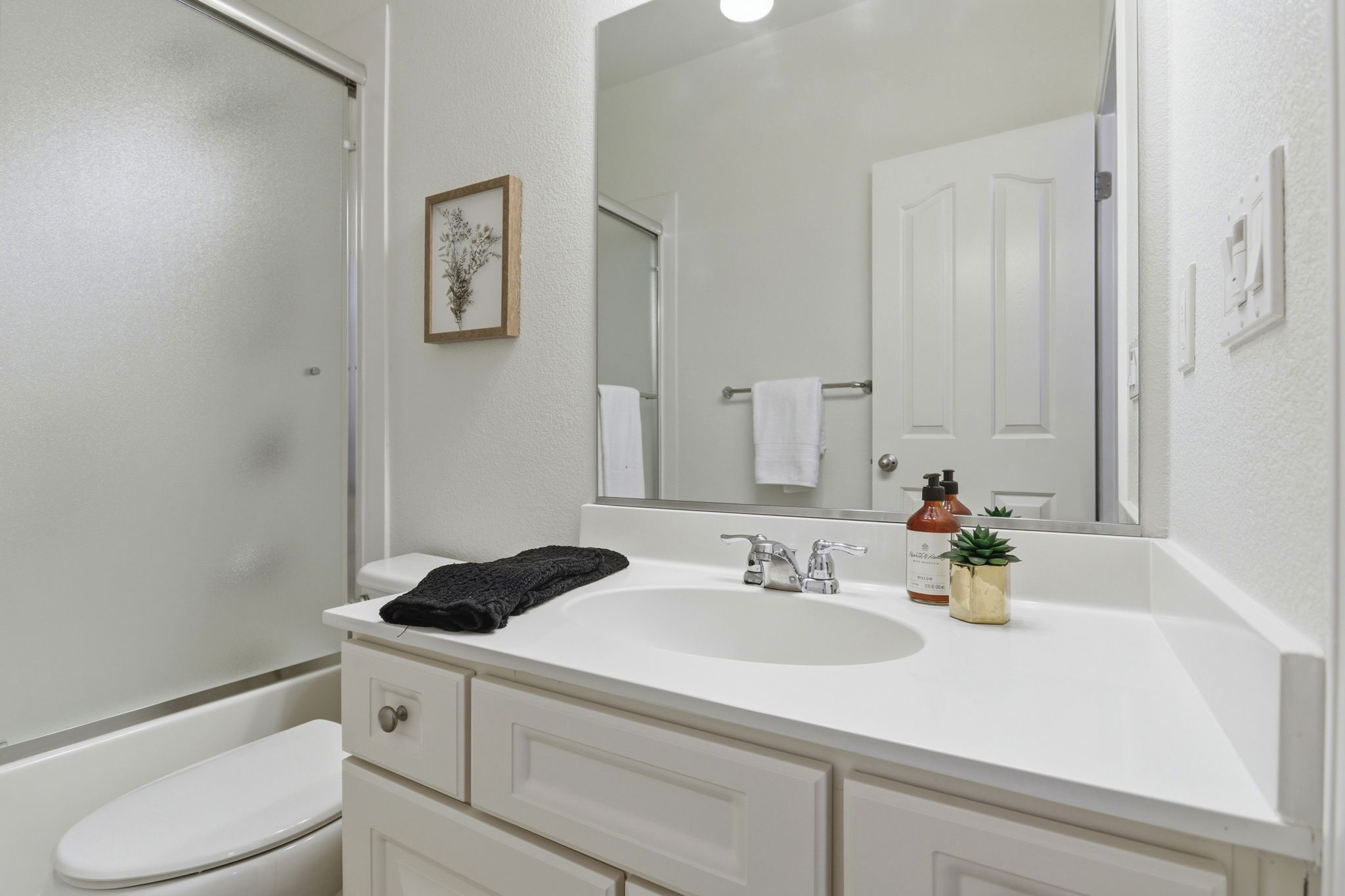 028_F8_112 Meadowview Ln