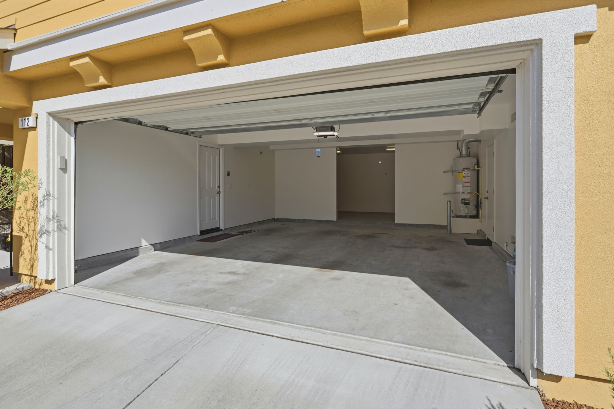 038_F8_112 Meadowview Ln