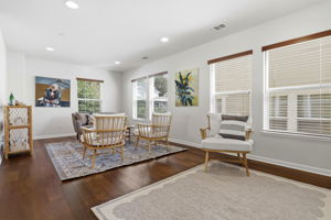 014_F8_112 Meadowview Ln