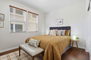 022_F8_112 Meadowview Ln