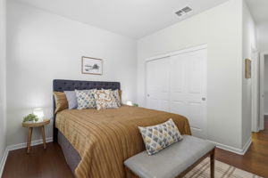 023_F8_112 Meadowview Ln