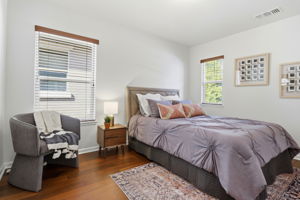 024_F8_112 Meadowview Ln