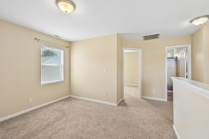 Nevis Ln-S3107-021.jpg