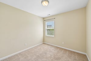 Nevis Ln-S3107-022.jpg