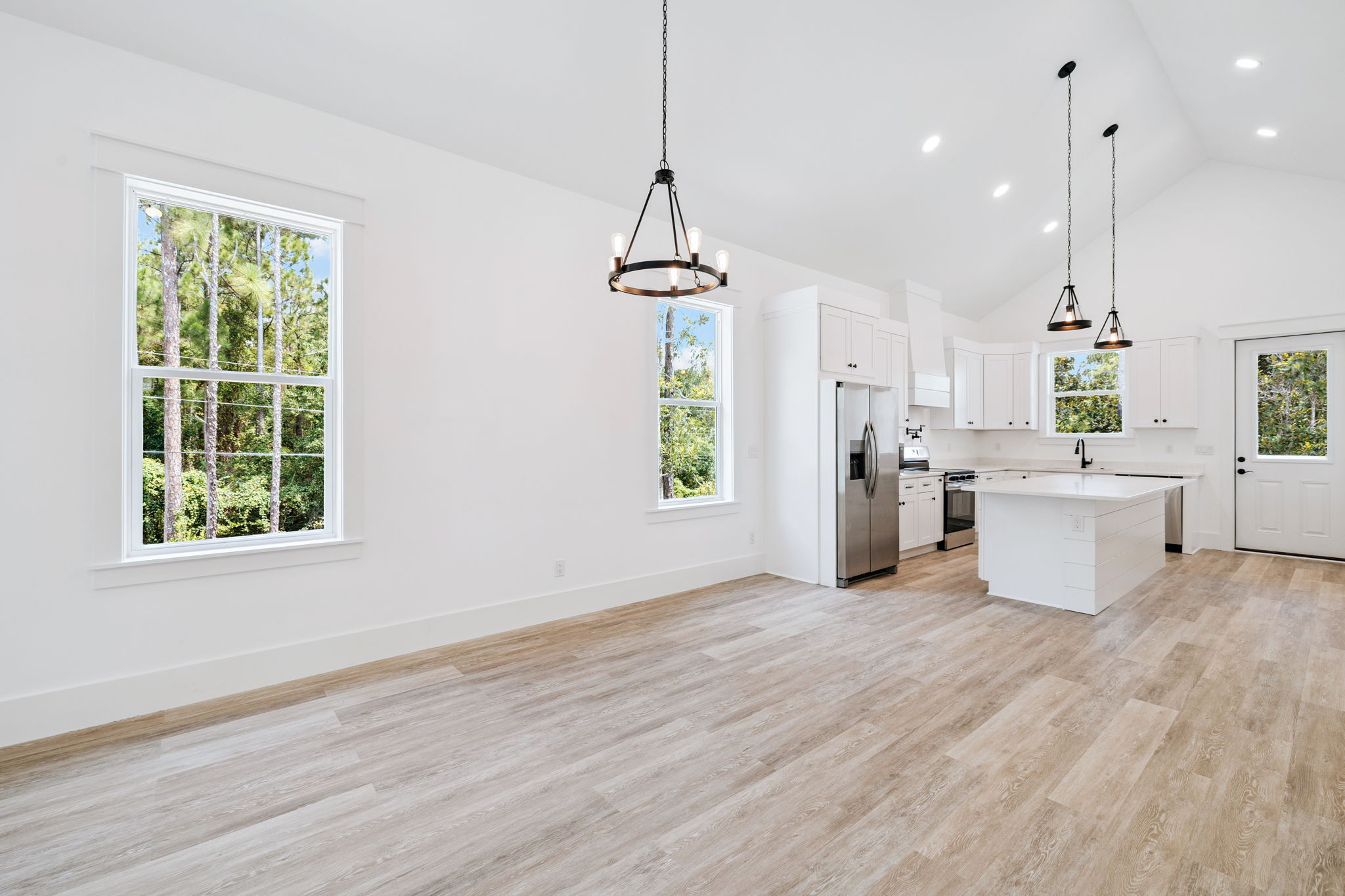 Array_112NorthKSt-38