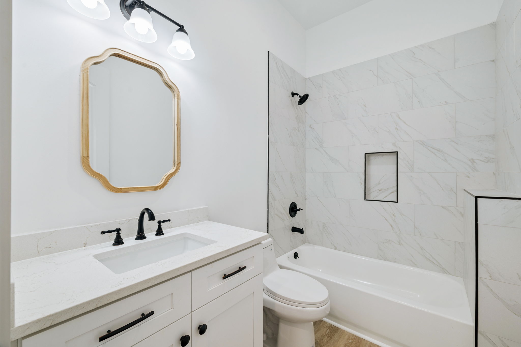 Array_112NorthKSt-42