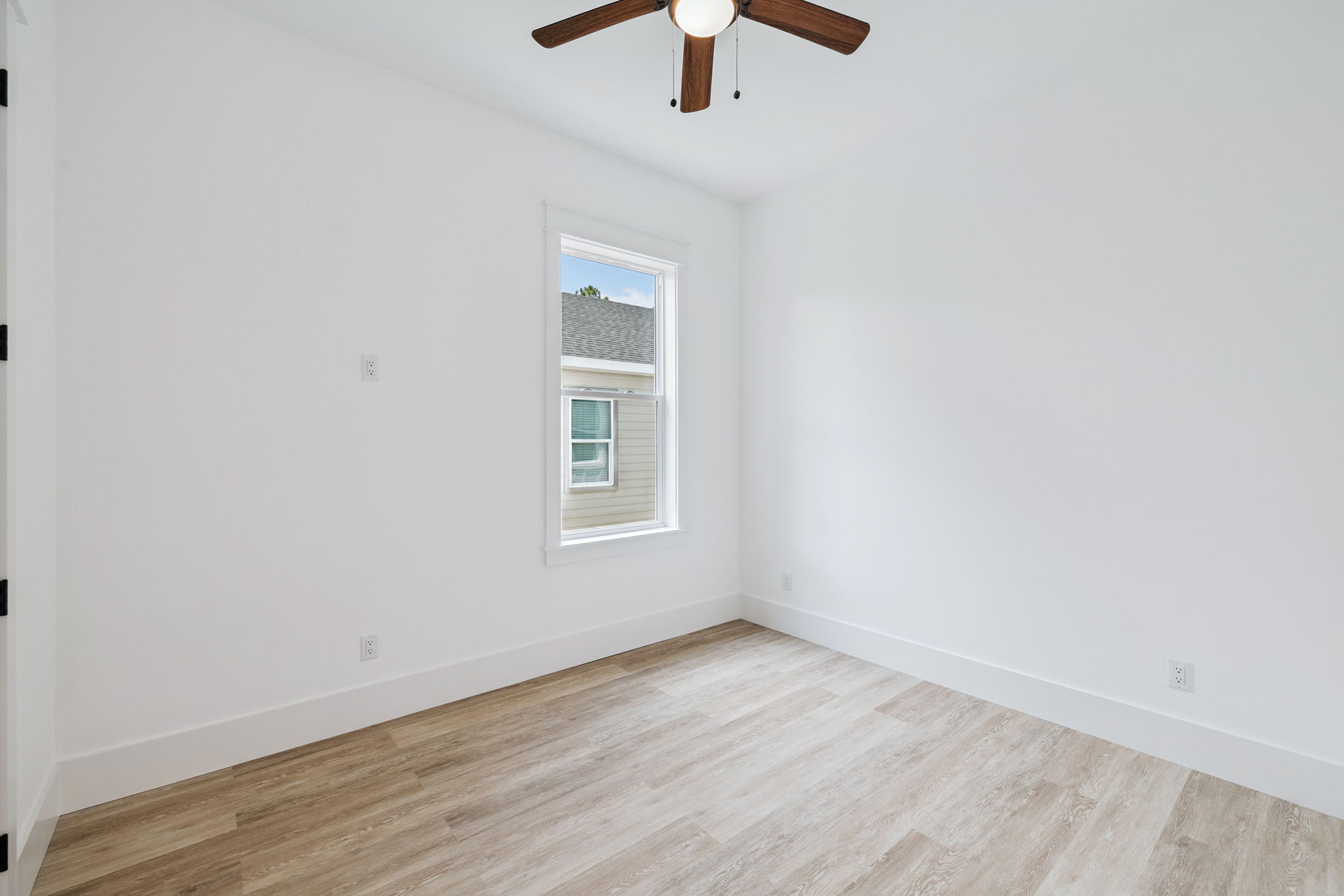 Array_112NorthKSt-50