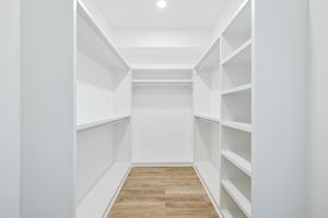 Array_112NorthKSt-58