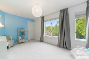  Photo 40