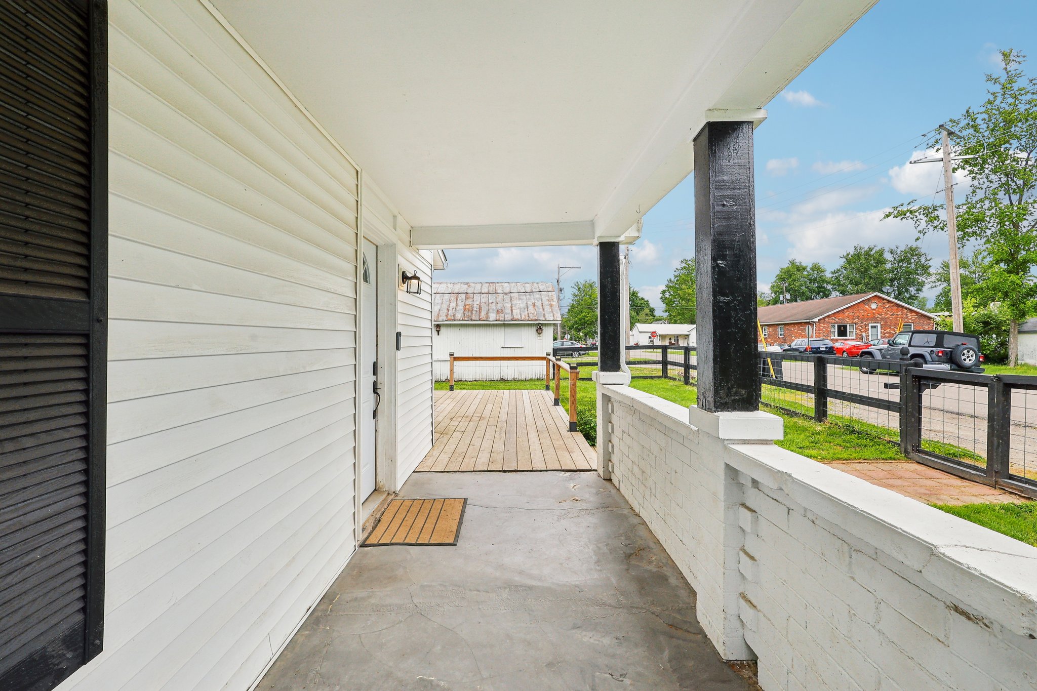 S Supinger Ave-2305-008.jpg