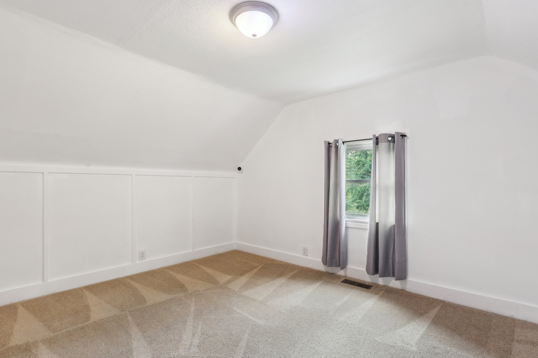 S Supinger Ave-2305-027.jpg