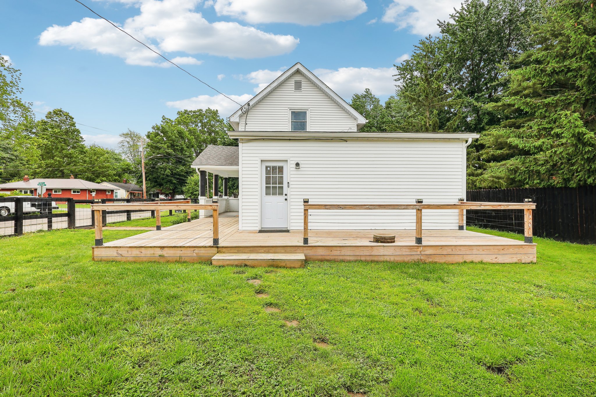 S Supinger Ave-2305-030.jpg