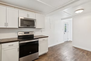 S Supinger Ave-2305-013.jpg