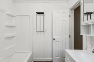 S Supinger Ave-2305-023.jpg