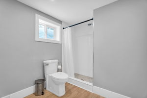 Laundry Room/Bathroom