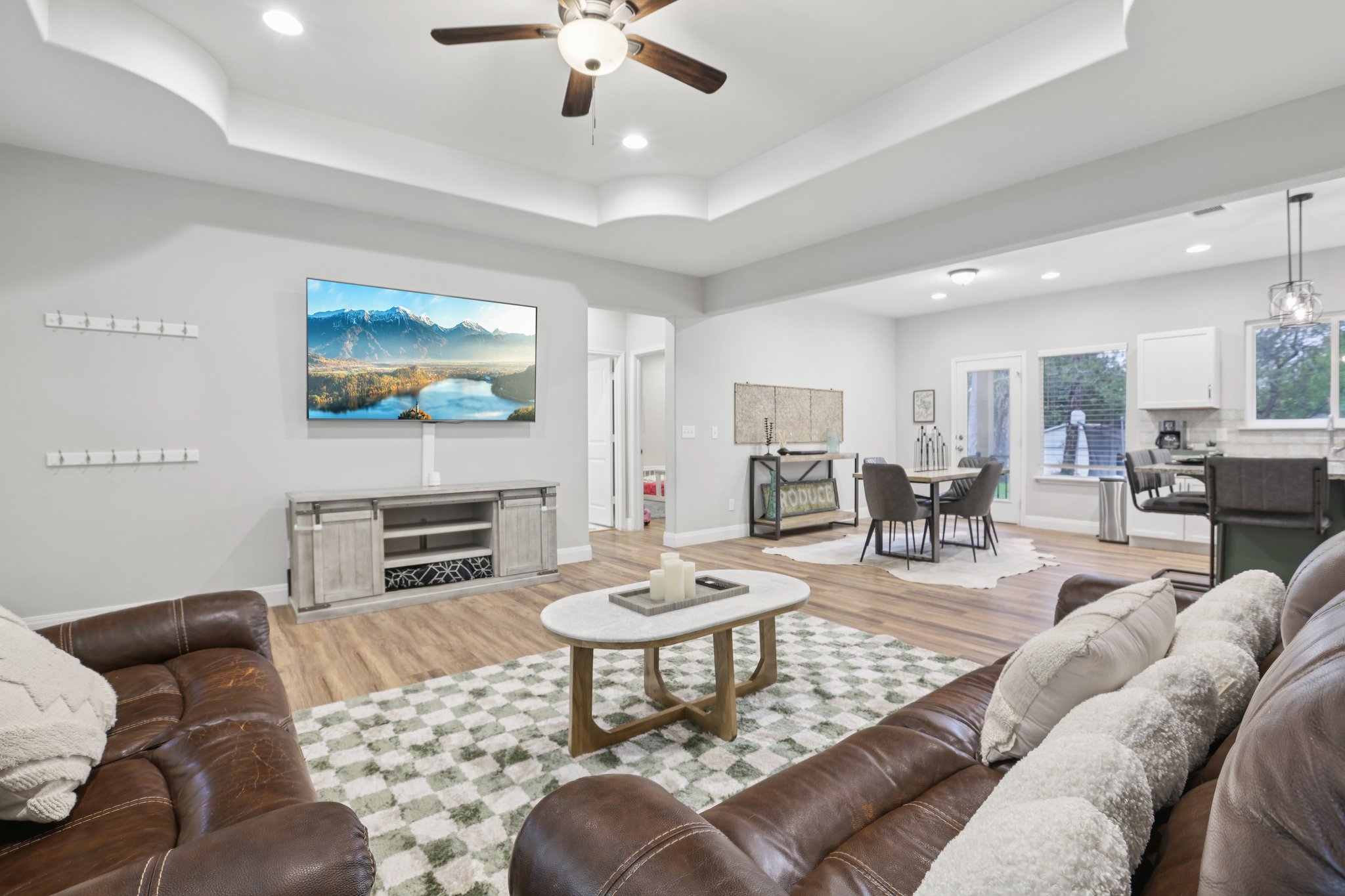 Twin Lakes Ln-S1404-004.jpg