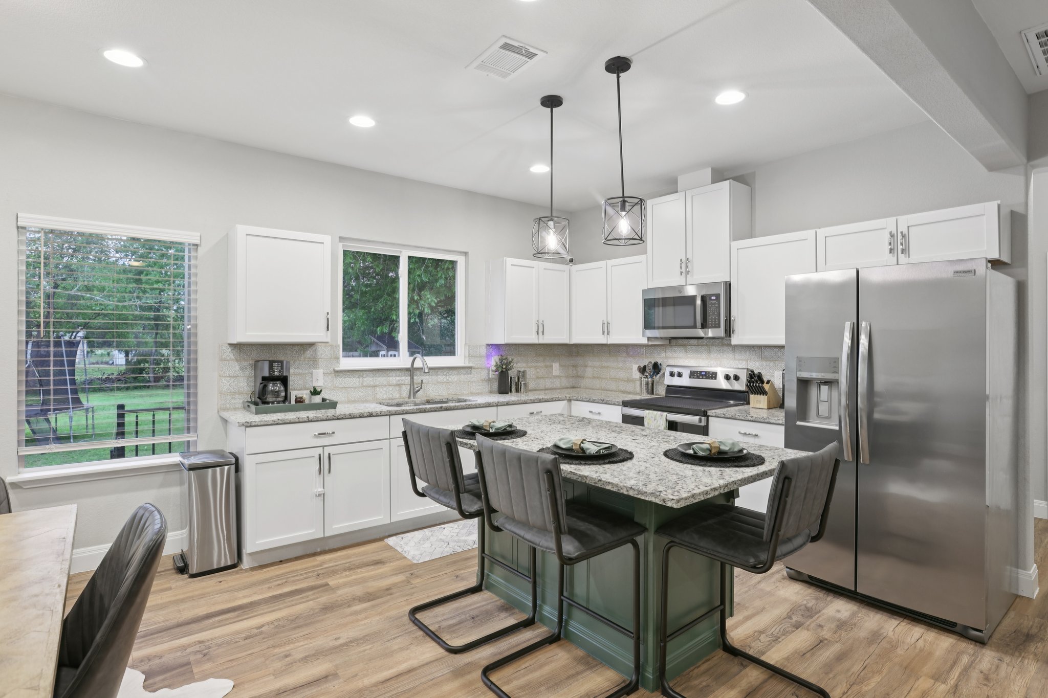 Twin Lakes Ln-S1404-008.jpg