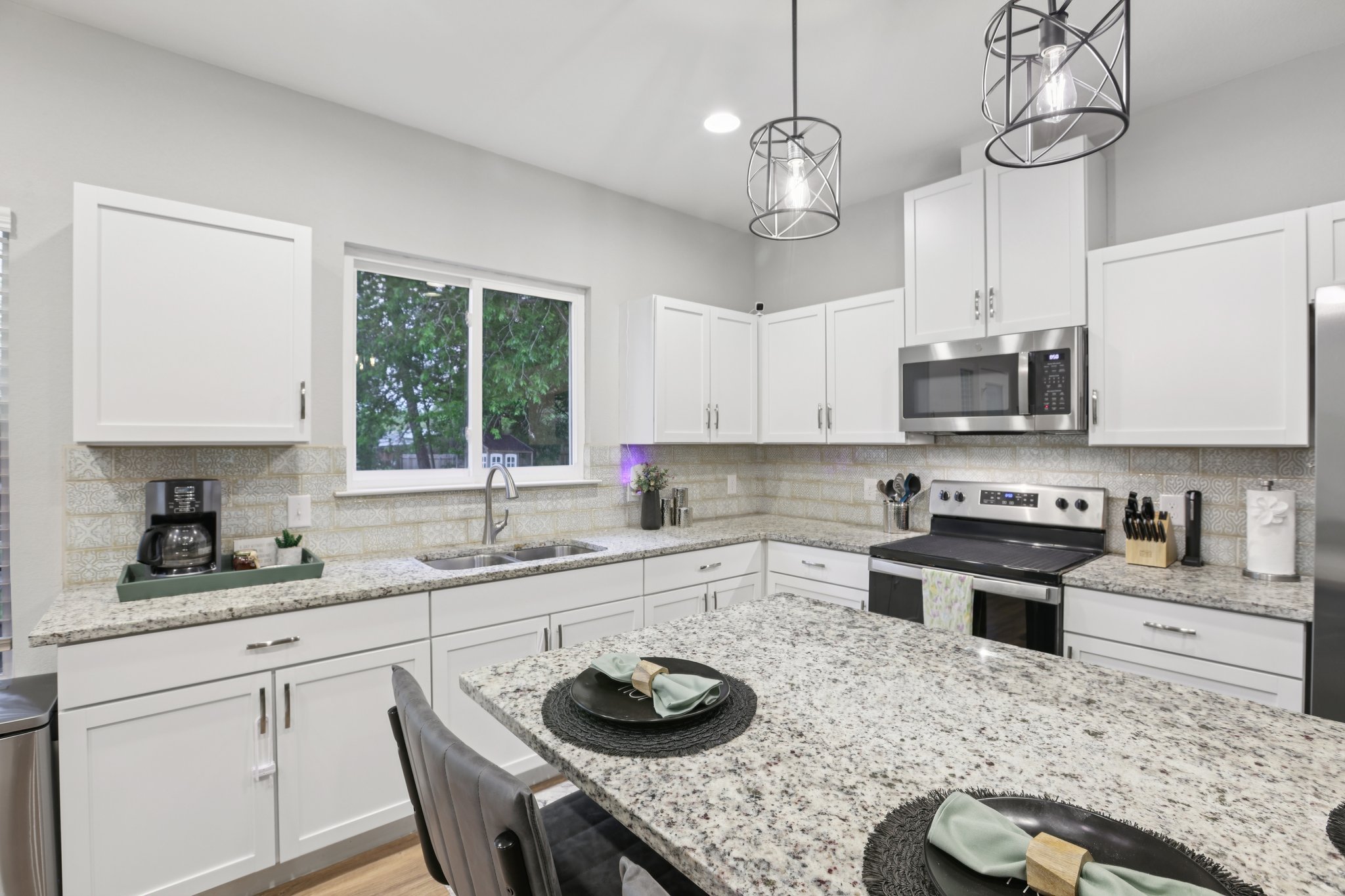 Twin Lakes Ln-S1404-009.jpg