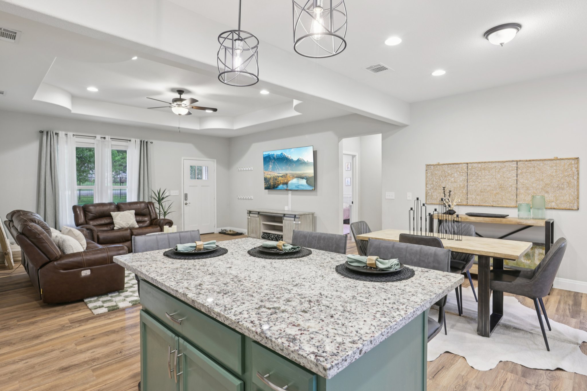 Twin Lakes Ln-S1404-012.jpg