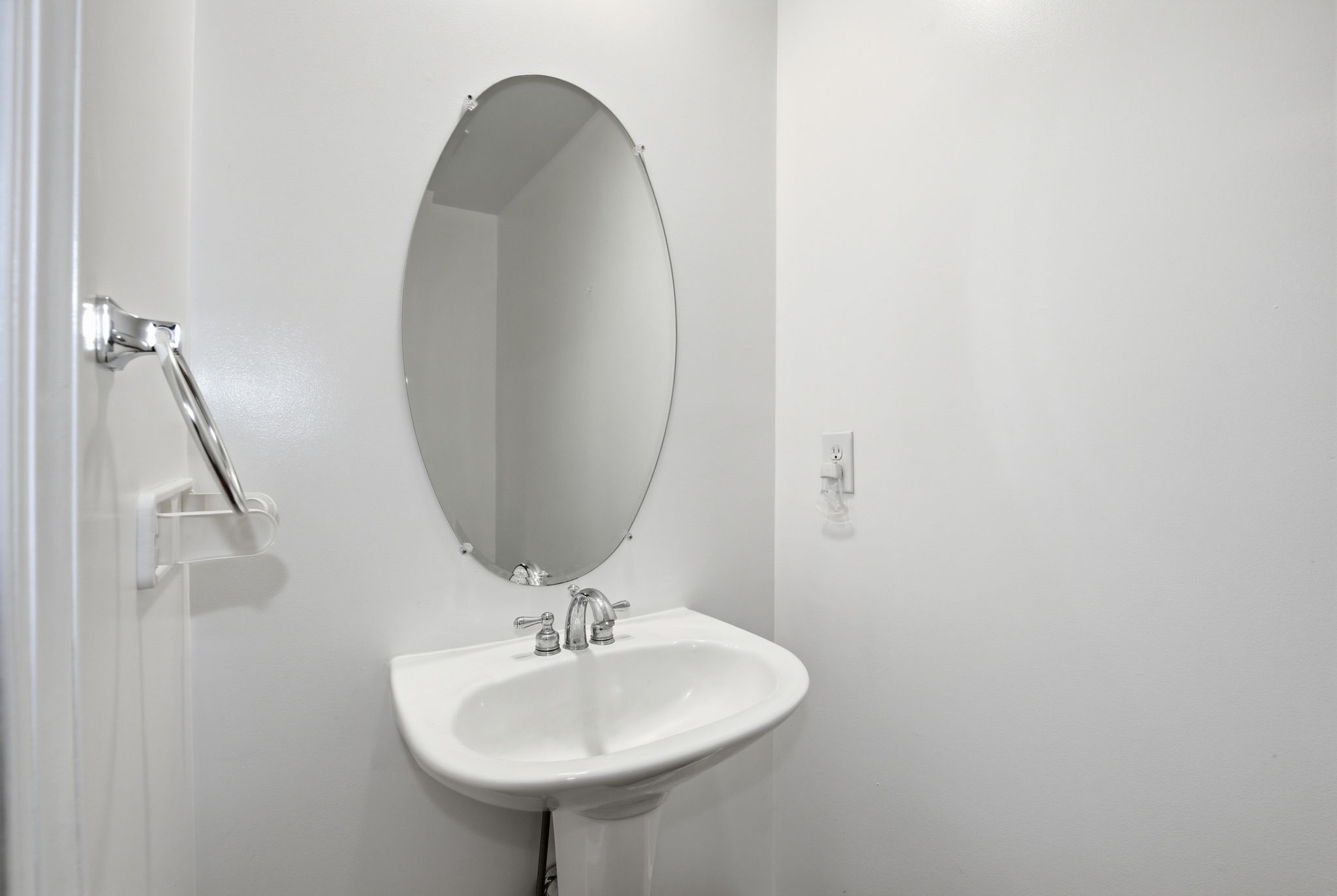 1120 Crestfield Dr _011