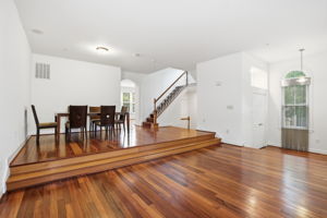 1120 Crestfield Dr _007