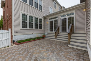 1120 Crestfield Dr _020