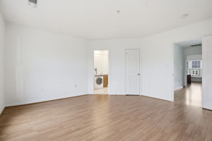 1120 Crestfield Dr _042