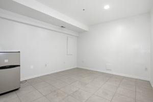 1120 Crestfield Dr _050