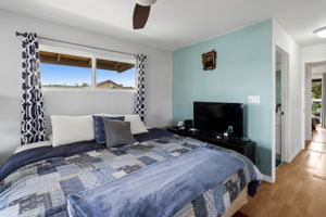 Photo 44