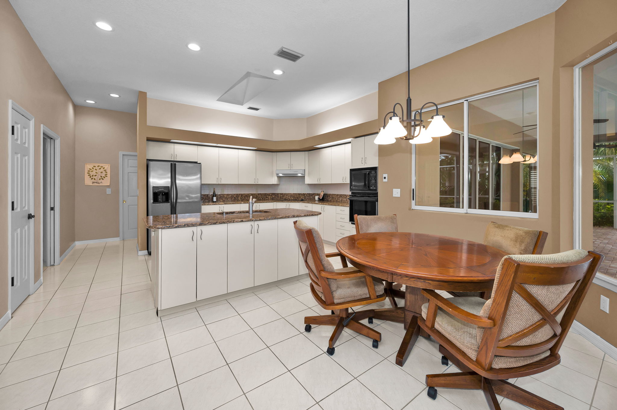 Kitchen10