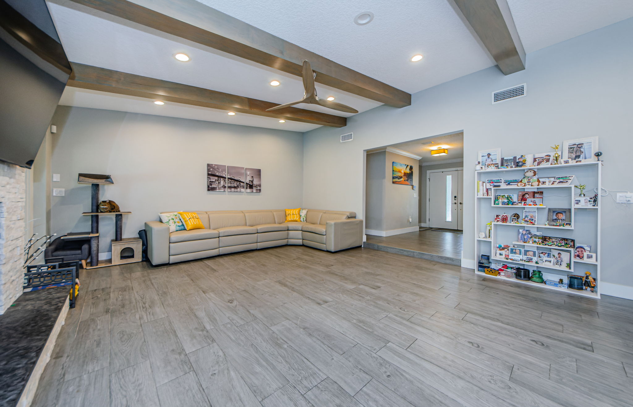 Living Room 3