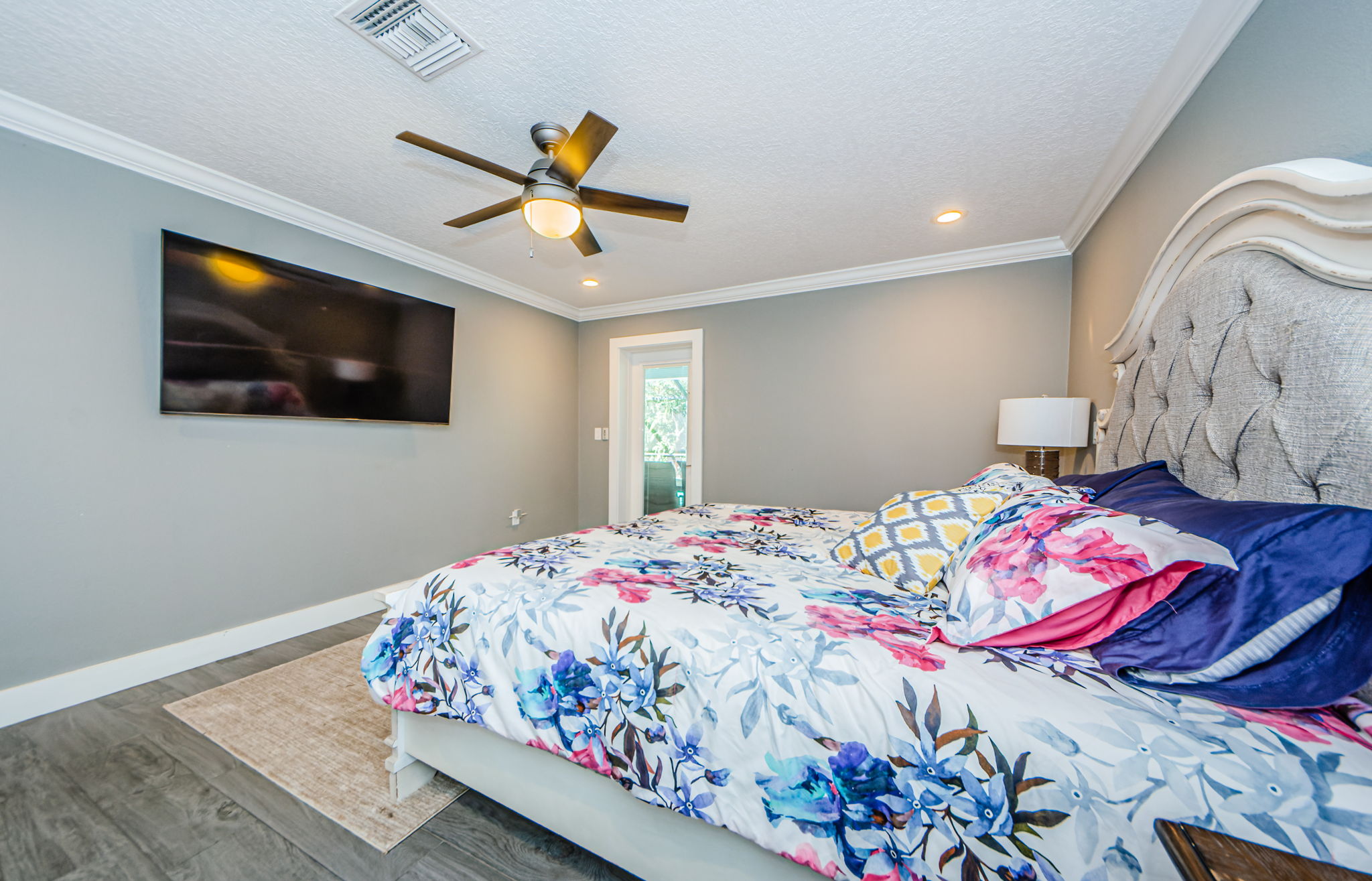 Master Bedroom 1b