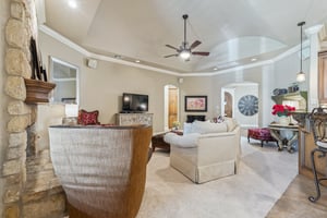 1120 Villas Creek Dr_013.jpg