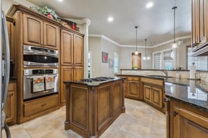 1120 Villas Creek Dr_027.jpg
