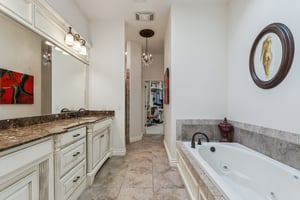 1120 Villas Creek Dr_038.jpg