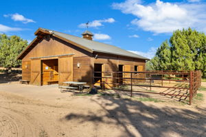Barn_