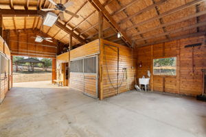 Barn_3