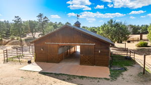Barn