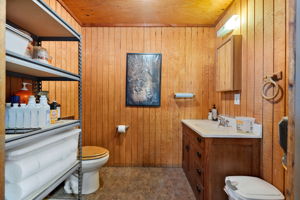 Workshop Bathroom