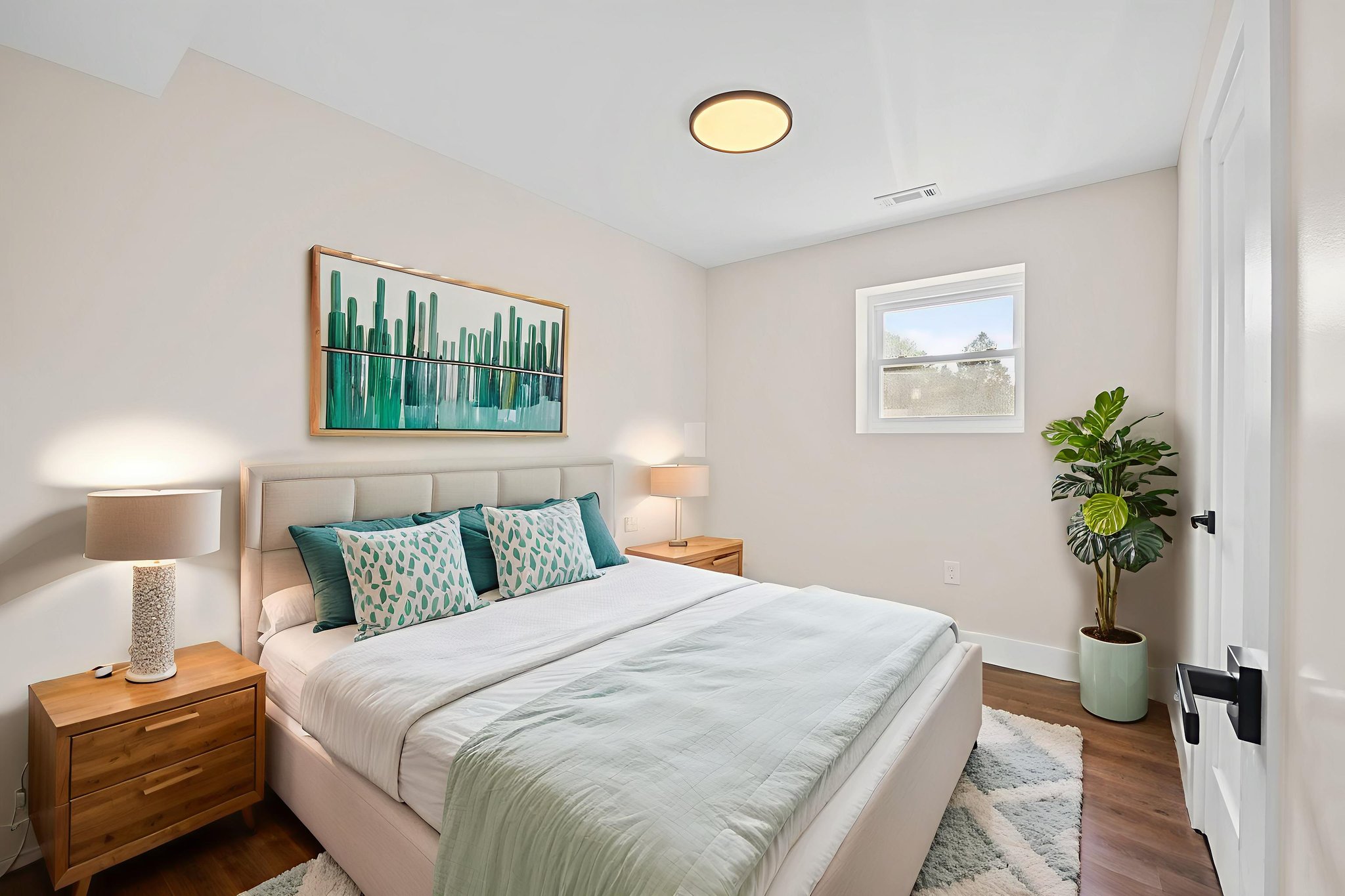 DSC02515 virtually staged.jpeg