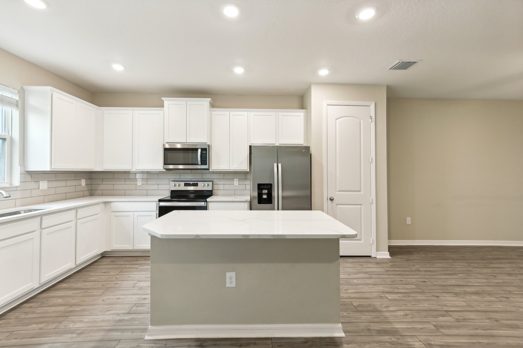 Cay Spruce Wy-011.jpg