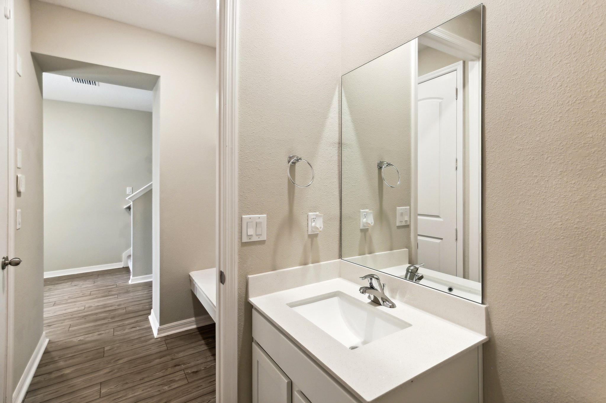 Cay Spruce Wy-015.jpg
