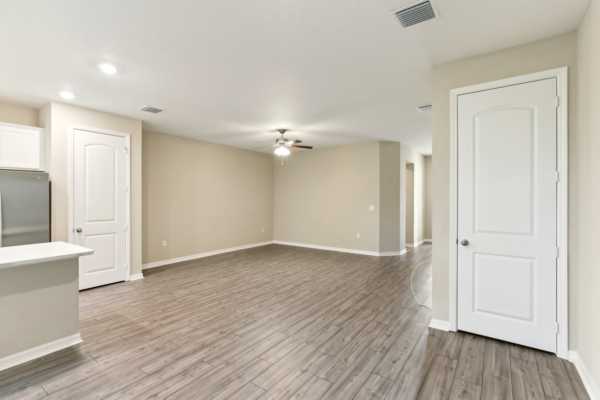 Cay Spruce Wy-017.jpg