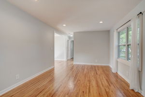 Terrace Rd NE-004