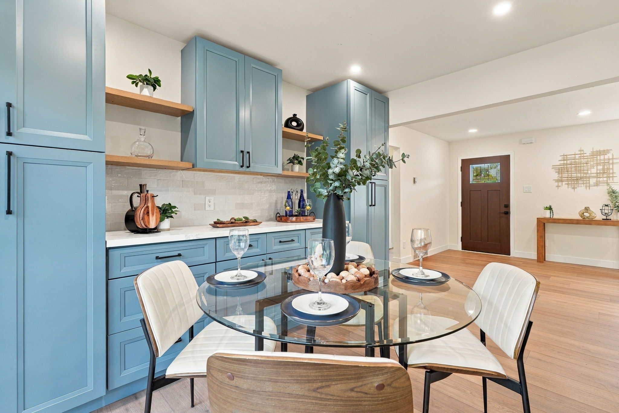 016_F8_1121 Elmer St