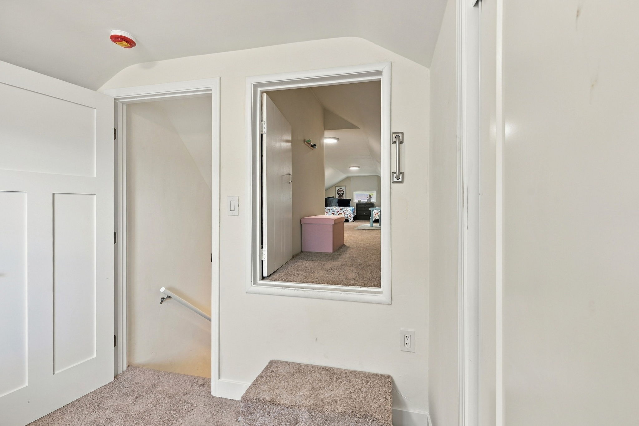 020_F8_1121 Elmer St