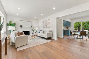 006_F8_1121 Elmer St