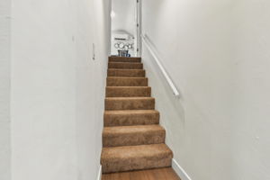017_F8_1121 Elmer St